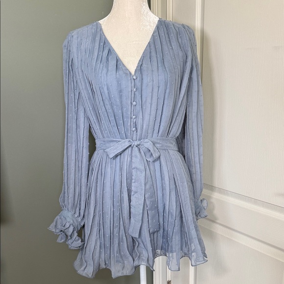 Endless Rose Blue Pleated Swiss Dot Flowy Romper Long Sleeve Tie Waist Small - Picture 1 of 13